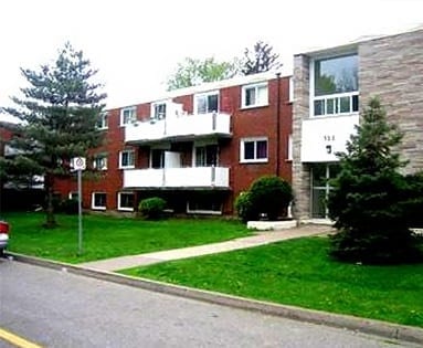 https://www.skylinegroupofcompanies.ca/wp-content/uploads/2006/07/322-Schleuter-Street-Cambridge-ON-383x315-1.jpg