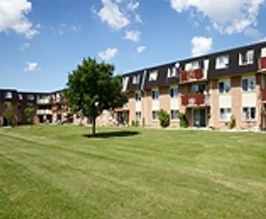 https://www.skylinegroupofcompanies.ca/wp-content/uploads/2006/08/450-28th-Street-West-Owen-Sound-ON-WebSM-383x315-1.jpg