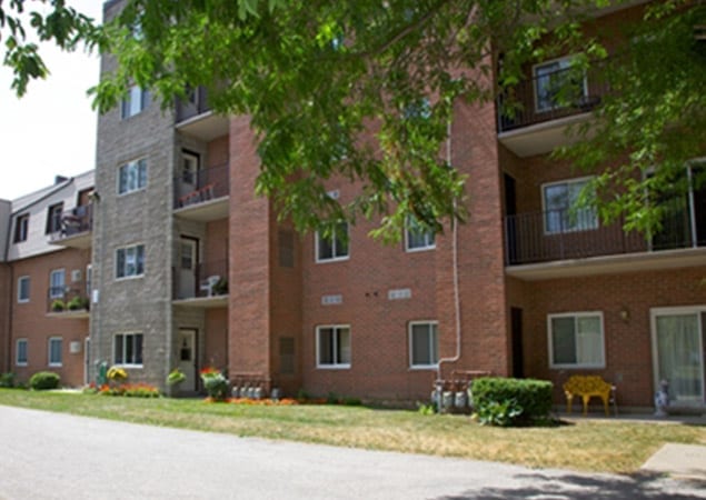 Three storey apartment building in Ridgetown