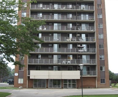 https://www.skylinegroupofcompanies.ca/wp-content/uploads/2008/01/234-Erie-Street-South-Leamington-ON234-Erie-Street-South-Leamington-ON-383x315-1.jpg