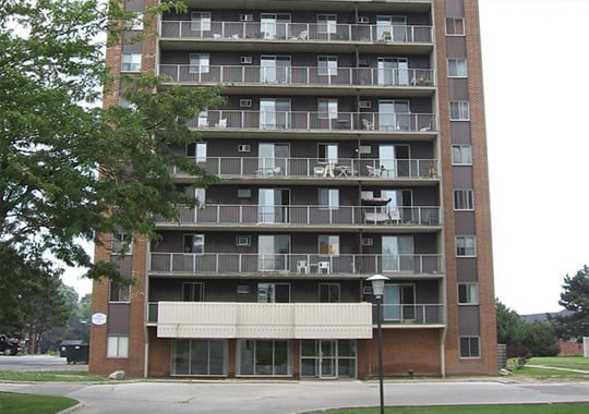 https://www.skylinegroupofcompanies.ca/wp-content/uploads/2008/01/234-Erie-Street-South-Leamington-ON234-Erie-Street-South-Leamington-ON-540x380-1.jpg