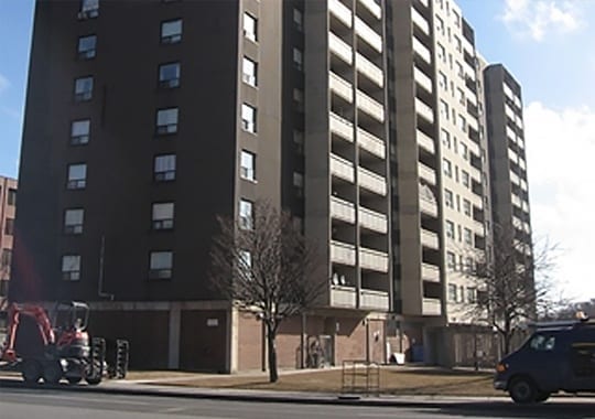 https://www.skylinegroupofcompanies.ca/wp-content/uploads/2010/11/Dundas120exteriorbuilding6-WebSM-540x380-1.jpg