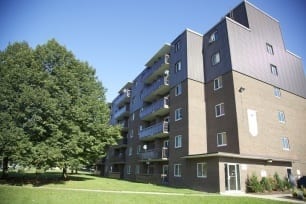 Six storey apartment building in Guelph