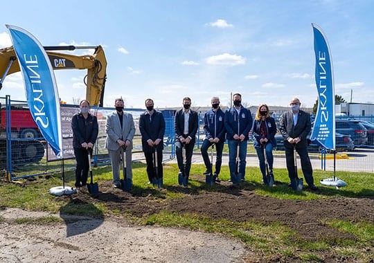 https://www.skylinegroupofcompanies.ca/wp-content/uploads/2021/04/GoC-SouthfieldGreenGroundBreaking-Tablet.jpg