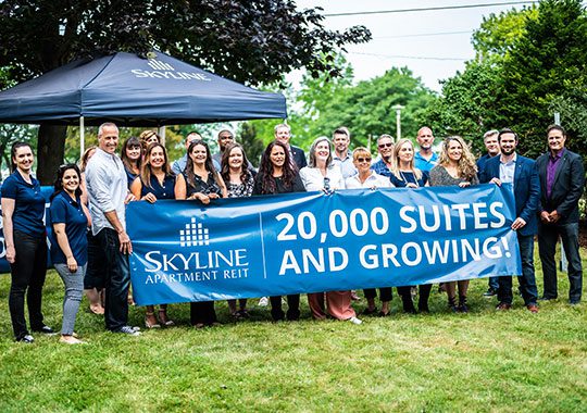 https://www.skylinegroupofcompanies.ca/wp-content/uploads/2021/08/GoC-APTREIT20000suites-Tablet.jpg